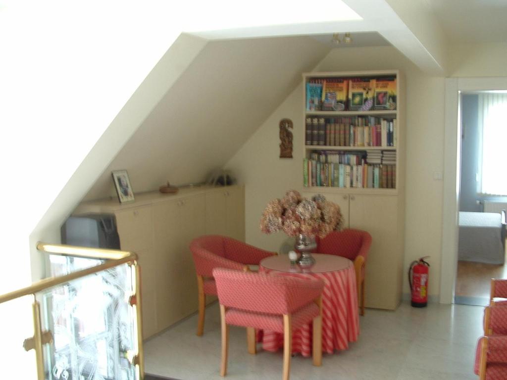 B&B Bij Lieve En Jos Hasselt Exterior photo