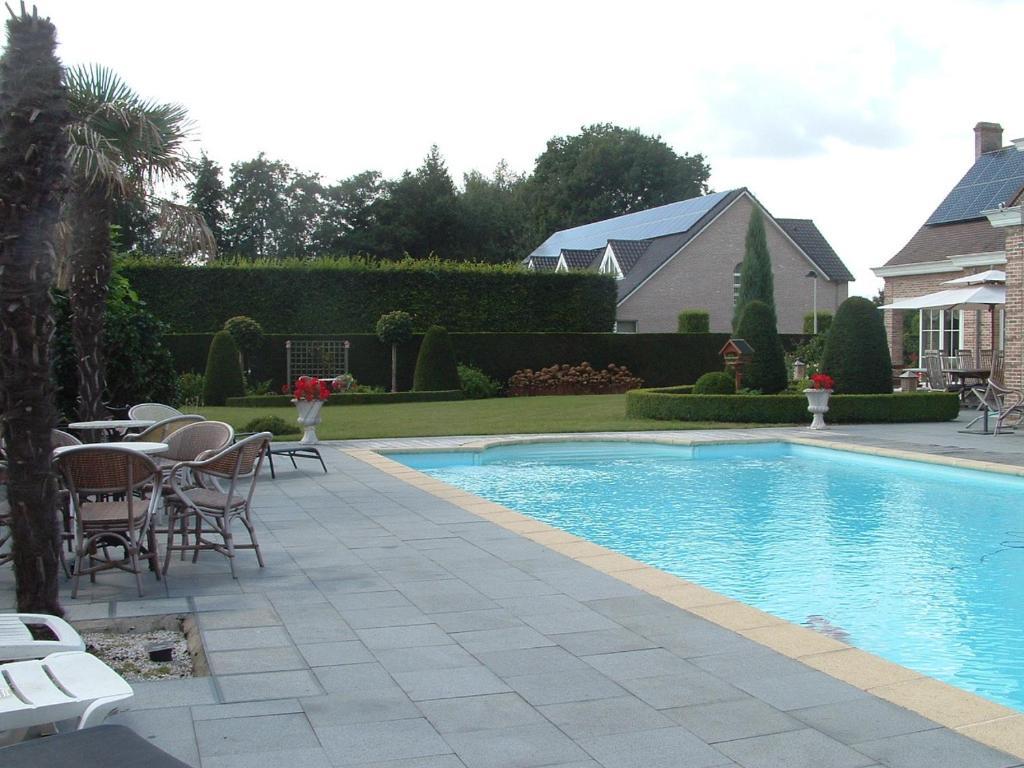 B&B Bij Lieve En Jos Hasselt Exterior photo