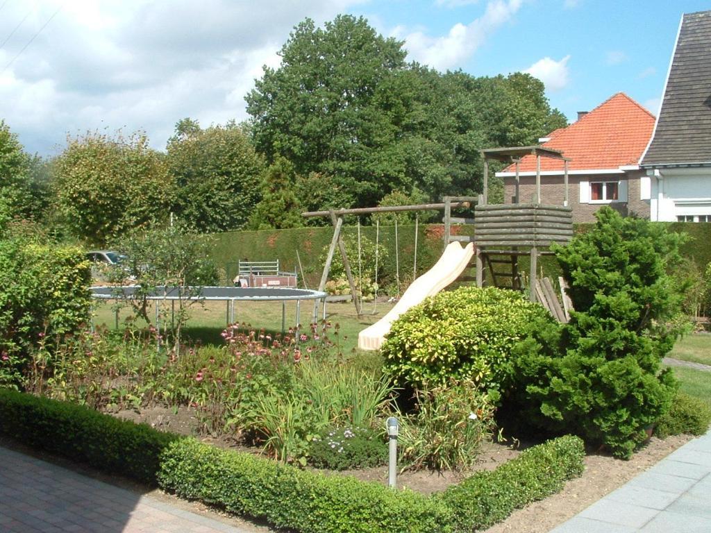B&B Bij Lieve En Jos Hasselt Exterior photo